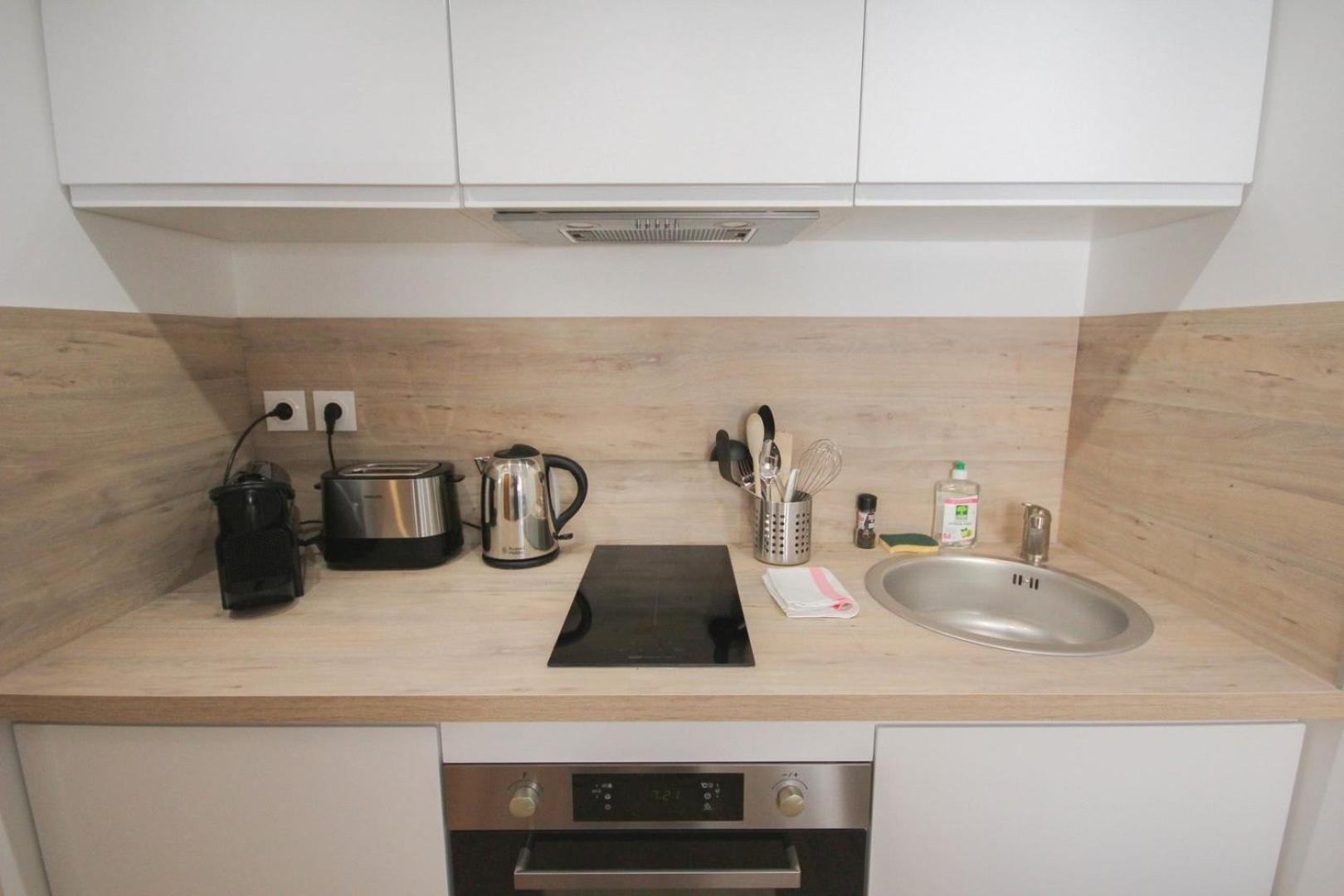 Bright, Fully-Equipped Apartment In Central Lille Zewnętrze zdjęcie